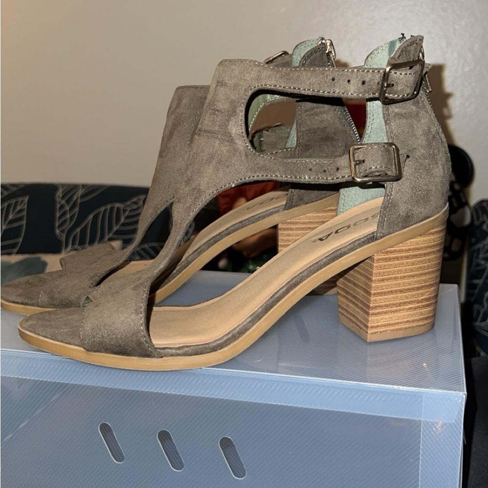 Soda Gray Cutout Heeled Sandals